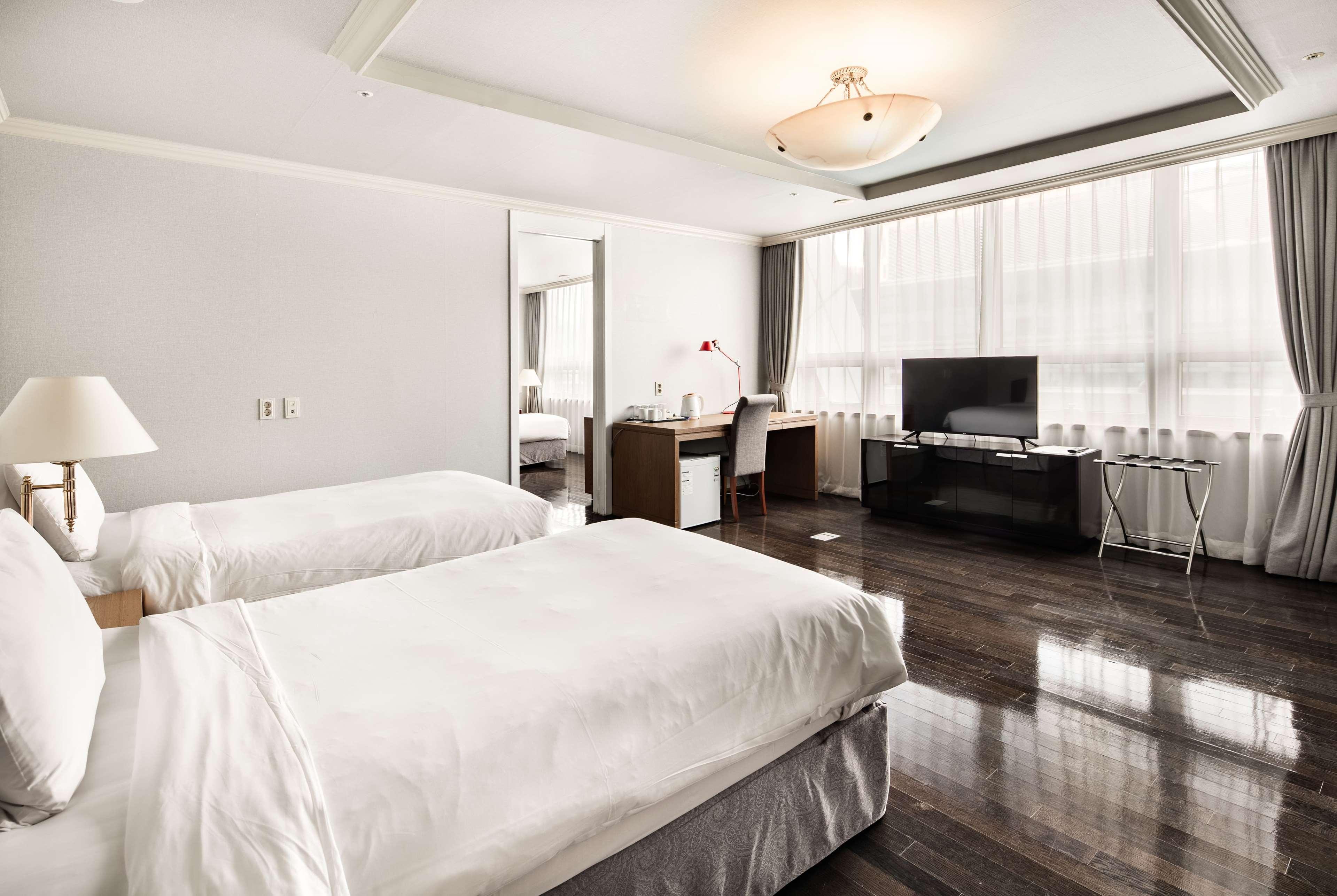 Ramada Hotel And Suites Seoul Namdaemun Ngoại thất bức ảnh