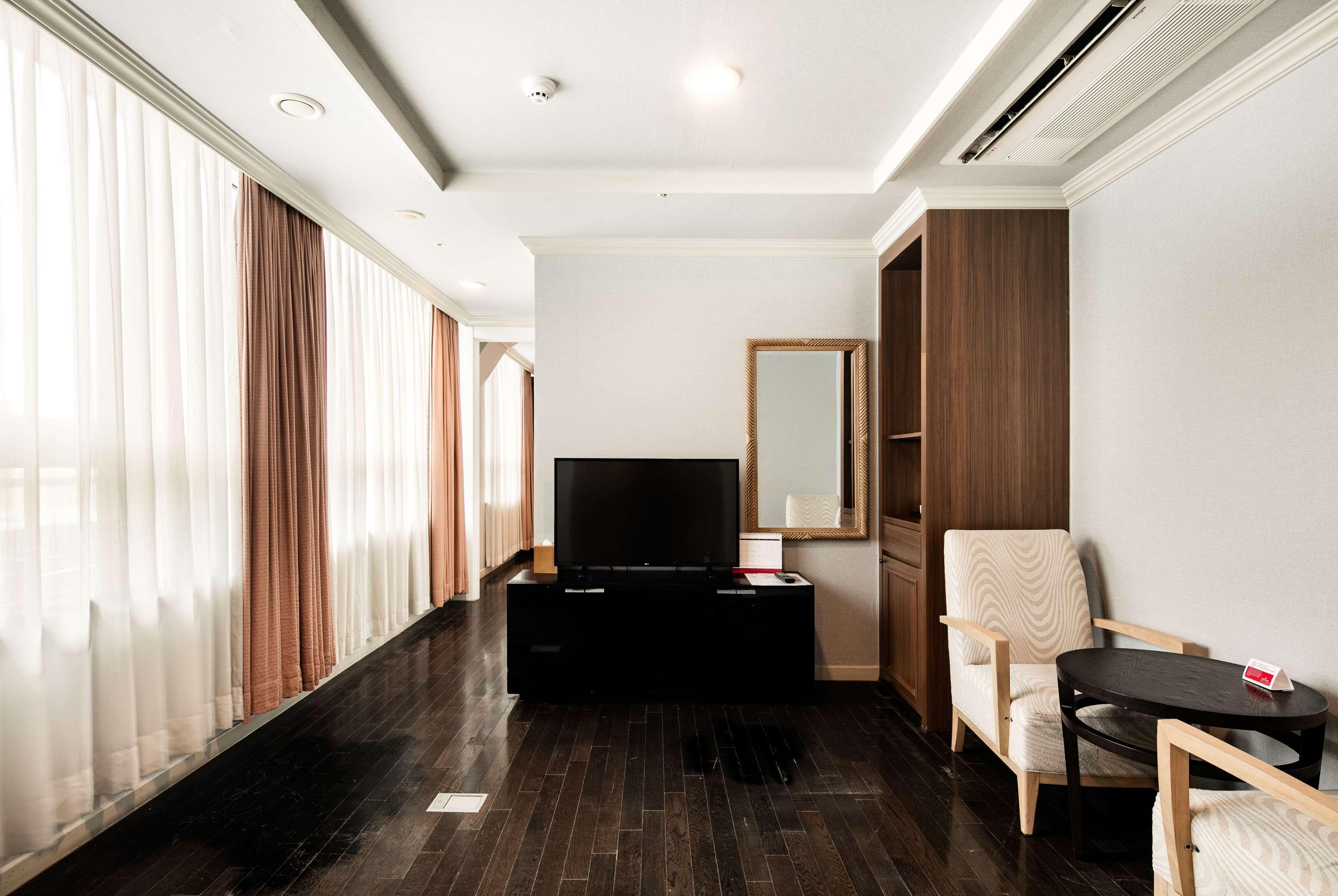 Ramada Hotel And Suites Seoul Namdaemun Ngoại thất bức ảnh